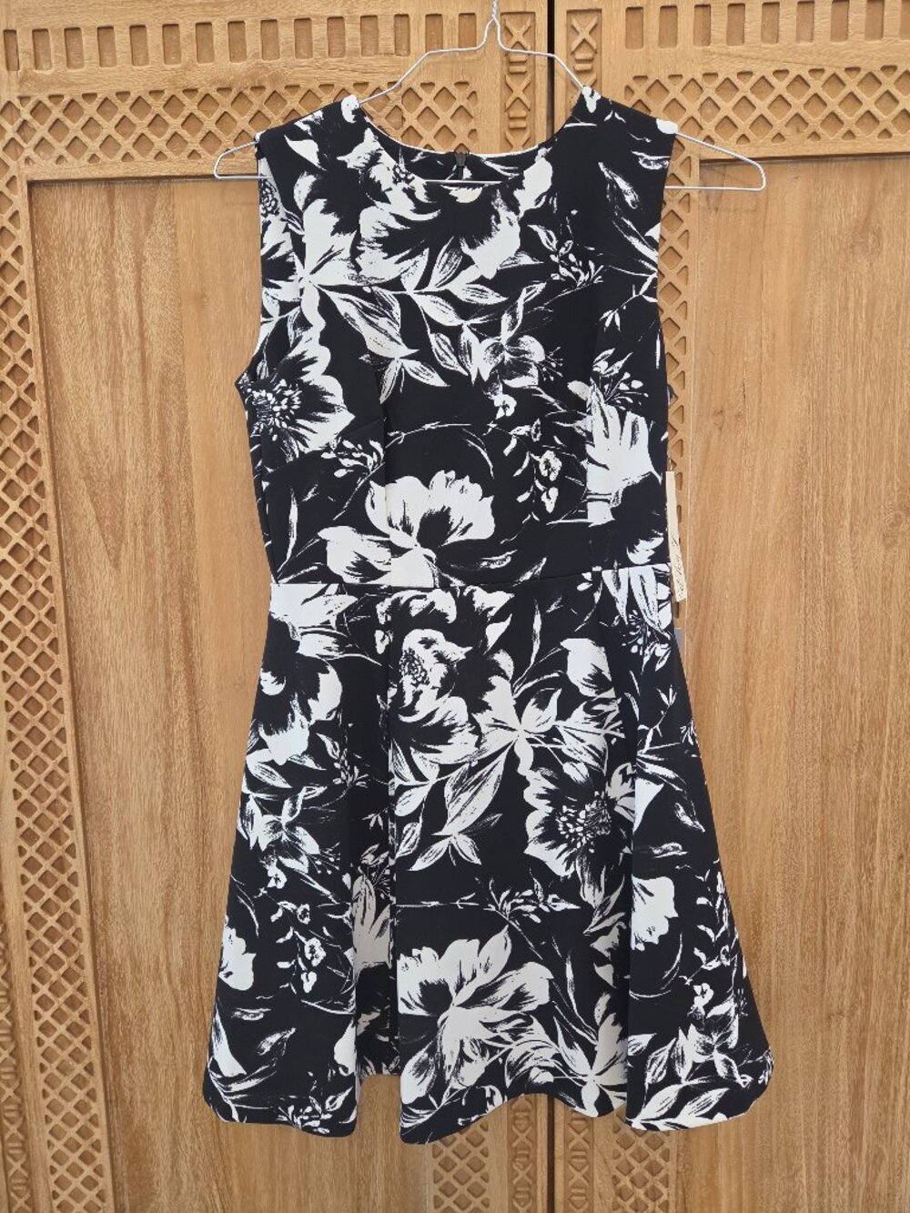 Floral Print A-Line Dress Eliza J Size 6